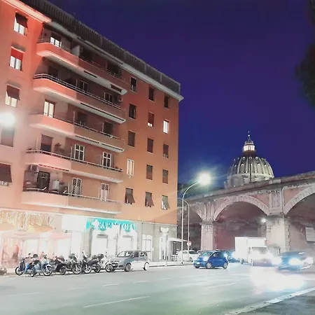 Vatican In Гостевой дом